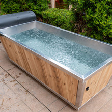 Load image into Gallery viewer, Dundalk Leisurecraft | The Polar Plunge Tub